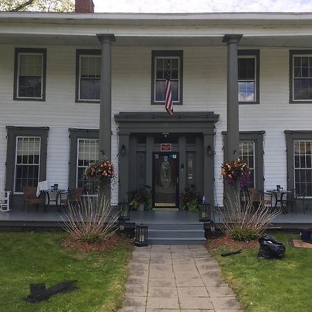 Brookside Inn at Laurens Extérieur photo