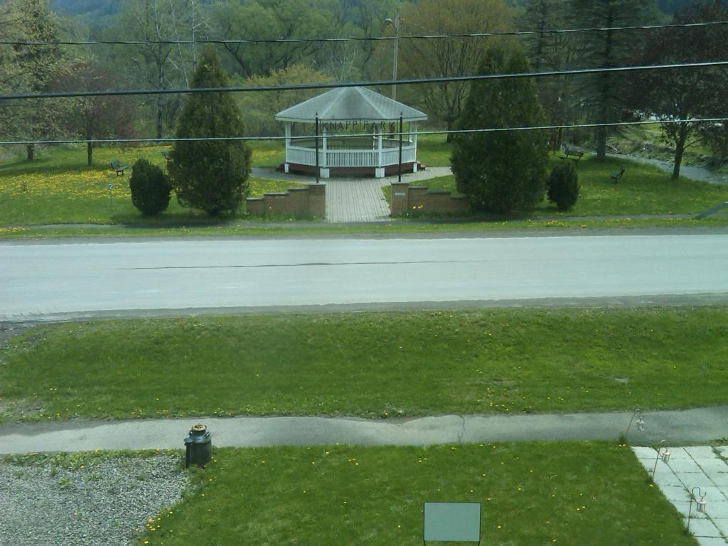 Brookside Inn at Laurens Extérieur photo